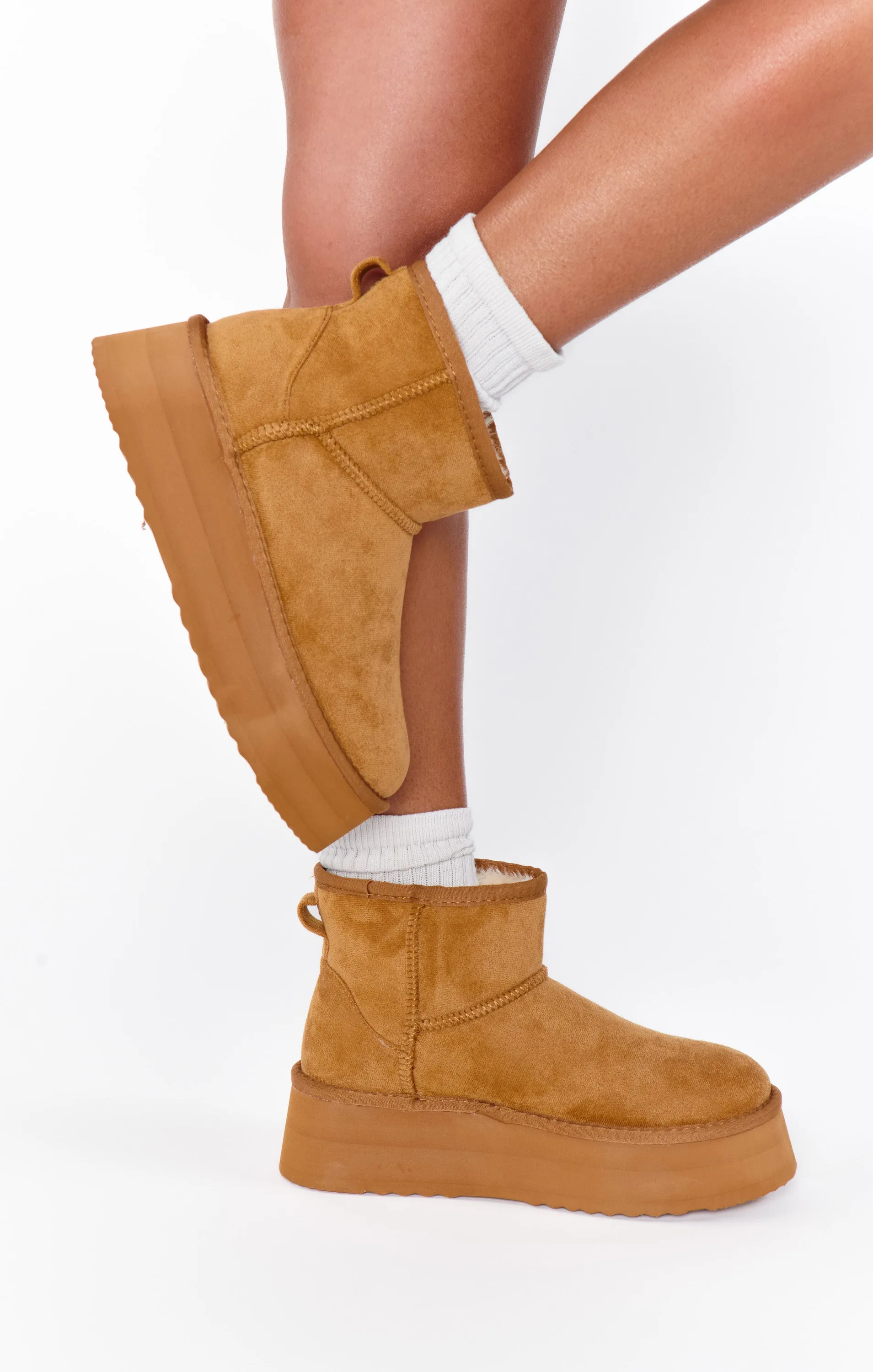 Matisse Keystone Bootie ~ Chestnut