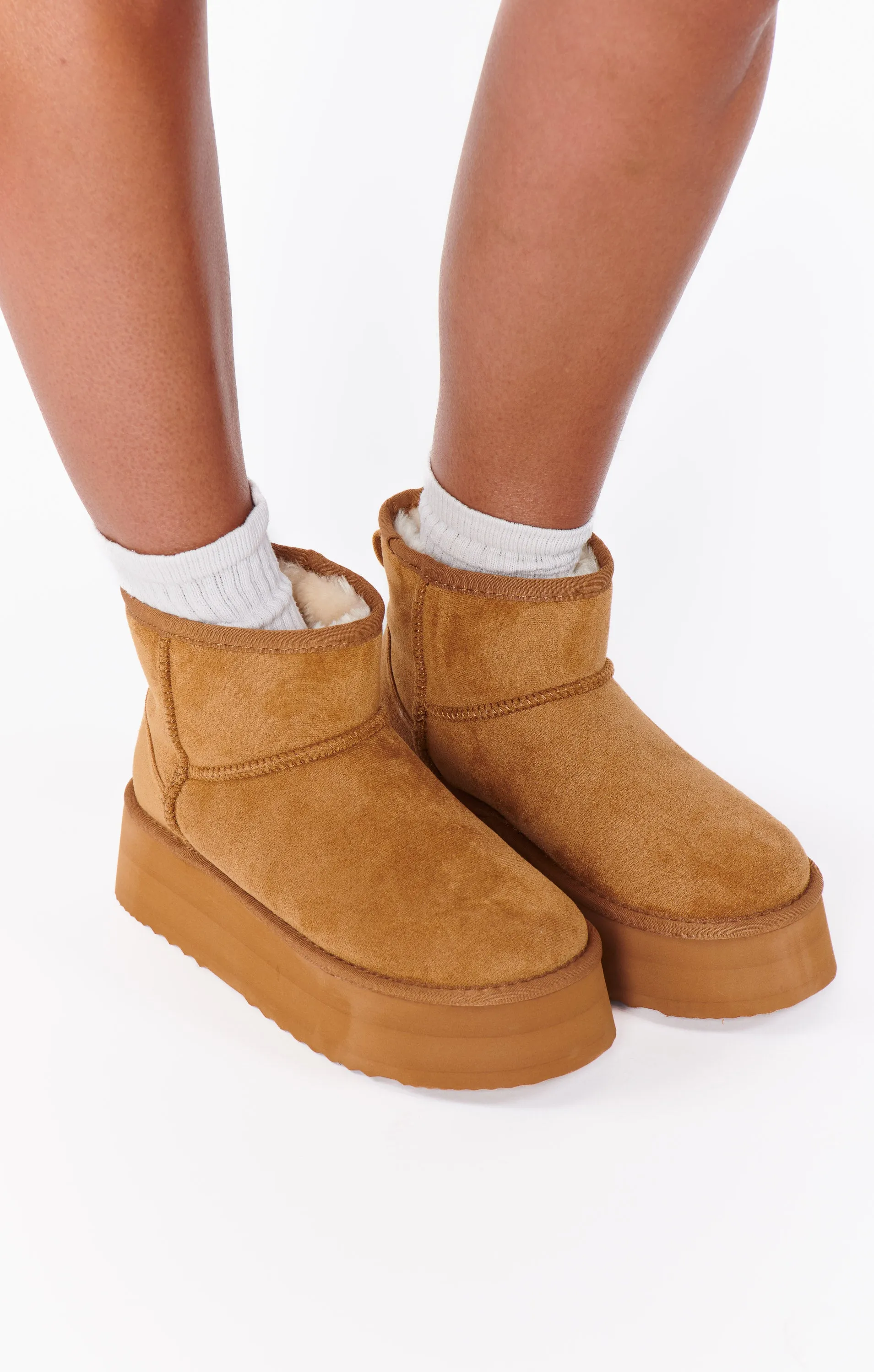 Matisse Keystone Bootie ~ Chestnut