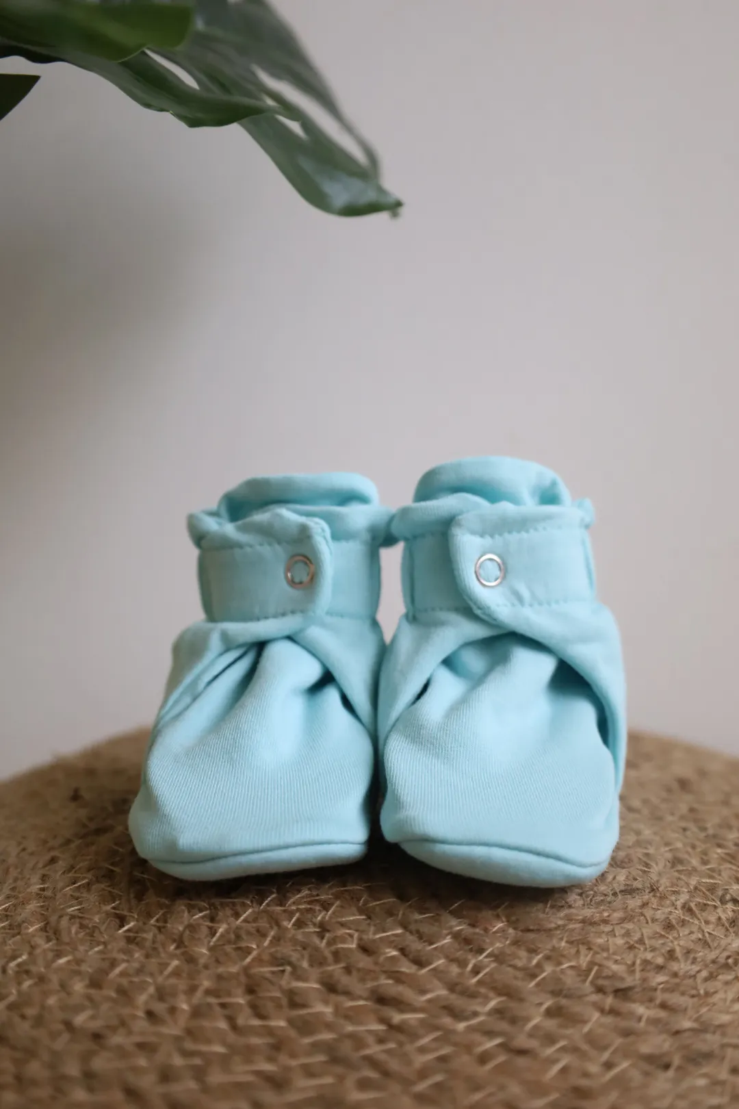 Snug'16-Baby Booties