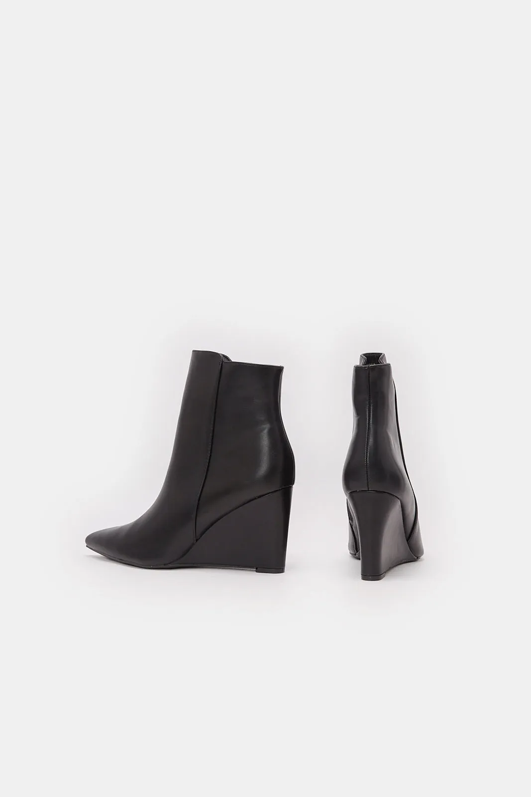 Women Black Wedge Heel Boots